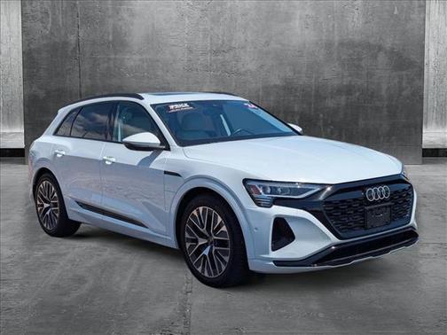 2024 Audi Q8 e-tron Premium Plus