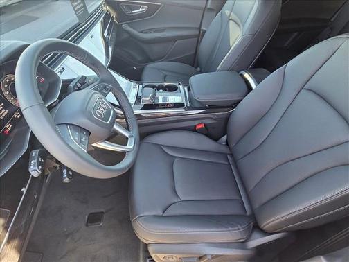 2026 Audi Q7 55 Premium Plus