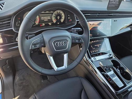 2026 Audi Q7 55 Premium Plus