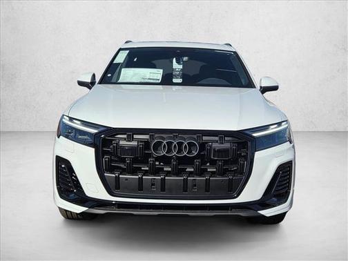 2026 Audi Q7 55 Premium Plus