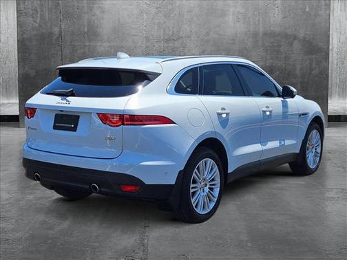 2019 Jaguar F-PACE 30t Portfolio