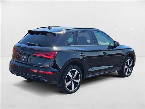 2024 Audi Q5 45 S line Premium Plus
