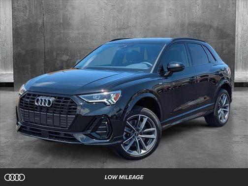 2024 Audi Q3 Premium 45 TFSI S line quattro Tiptronic