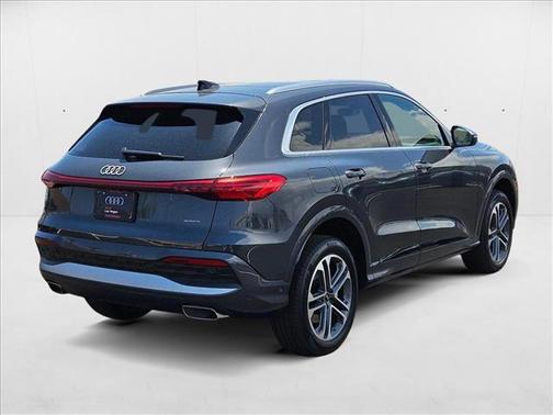 2025 Audi Q5 Premium