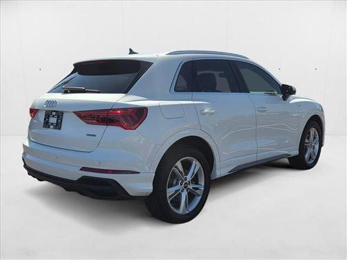 2024 Audi Q3 45 S line Premium Plus