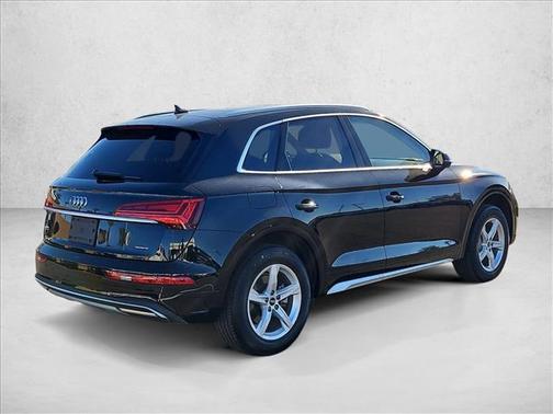 2023 Audi Q5 40 Premium
