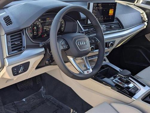2025 Audi Q5 45 S line Premium Plus