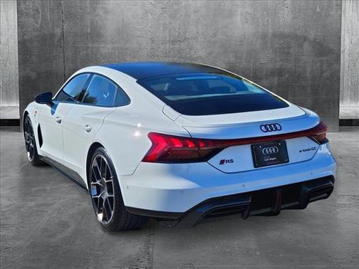 2025 Audi RS e-tron GT performance