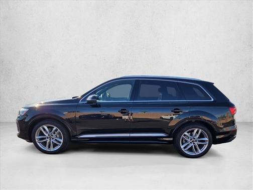 2025 Audi Q7 55 Premium Plus