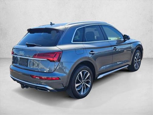 Daytona Gray Pearl Effect 2023 Audi Q5 45 S line Premium Plus