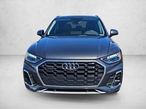 Daytona Gray Pearl Effect 2023 Audi Q5 45 S line Premium Plus