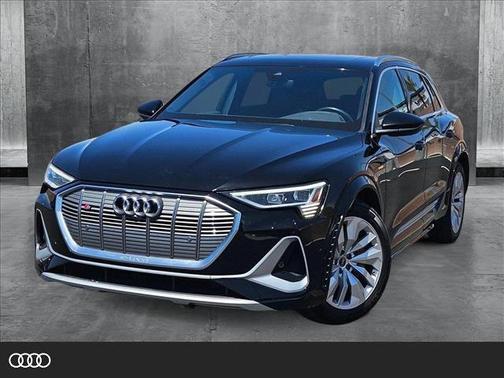 2022 Audi e-tron S Premium Plus