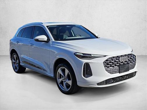 2025 Audi Q5 Premium Plus TFSI quattro S tronic