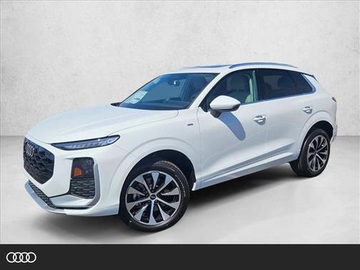 Arkona White 2026 Audi Q3 S line