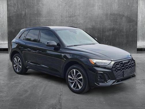 2024 Audi Q5 45 S line Premium