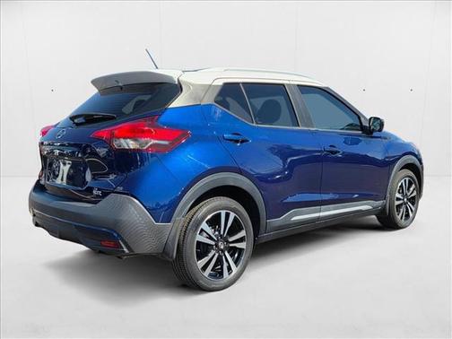 2019 Nissan Kicks SR