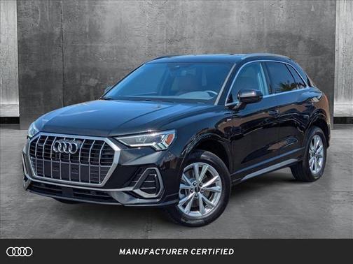 2024 Audi Q3 Premium 45 TFSI S line quattro Tiptronic