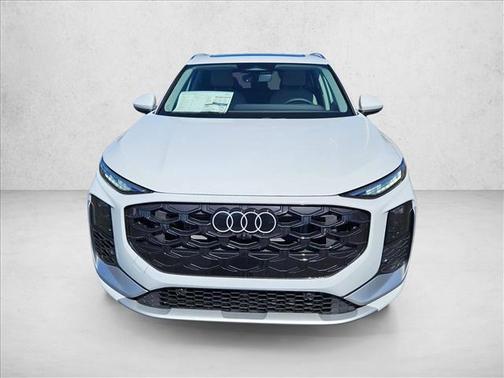 Glacier White Metallic 2026 Audi Q3 TFSI quattro S tronic