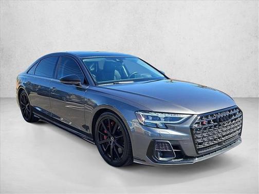 2022 Audi S8 4.0T