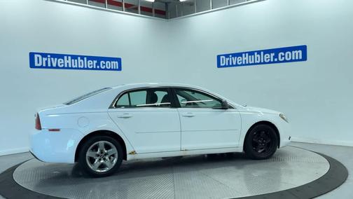 Summit White 2011 Chevrolet Malibu LS