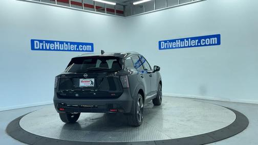 Super Black 2026 Nissan Kicks SR