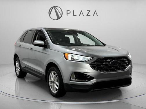 Silver Metallic 2022 Ford Edge SEL