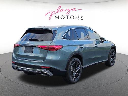 Silver Metallic 2026 Mercedes-Benz GLC 300 4MATIC