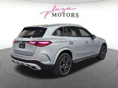 Cirrus Silver 2026 Mercedes-Benz GLC 300 4MATIC