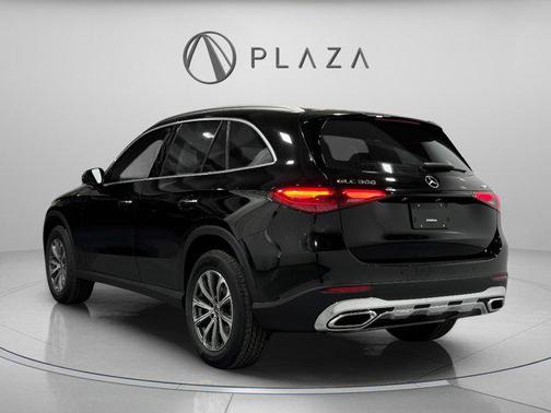 2026 Mercedes-Benz GLC 300 4MATIC