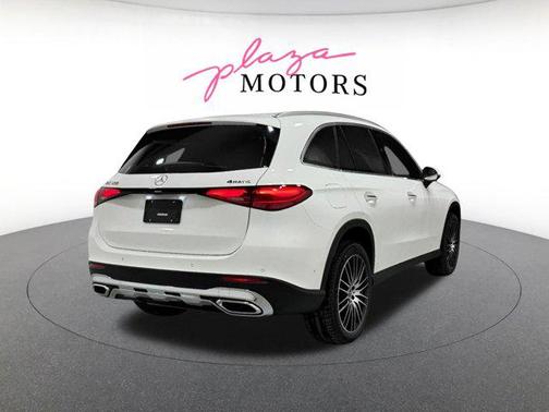Polar White 2026 Mercedes-Benz GLC 300 4MATIC