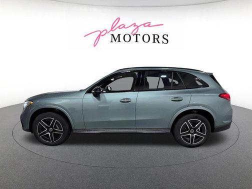 Verde Silver Metallic 2026 Mercedes-Benz GLC 300 4MATIC