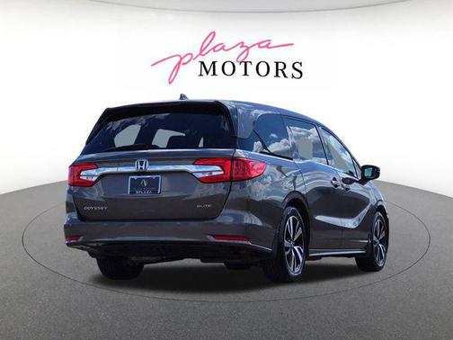 Pacific Pewter Metallic 2019 Honda Odyssey Elite