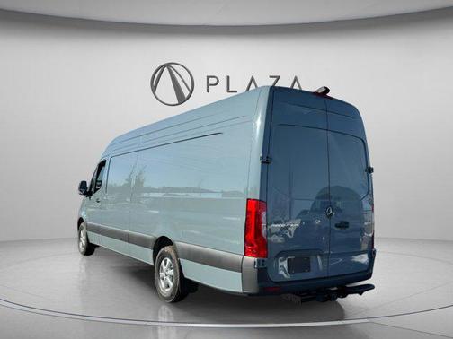 2025 Mercedes-Benz Sprinter 2500 High Roof