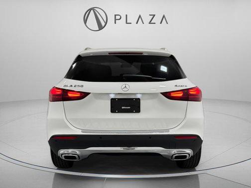 2026 Mercedes-Benz GLA 250 4MATIC