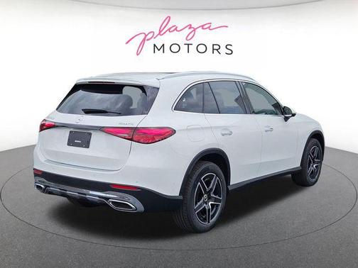Polar White 2026 Mercedes-Benz GLC 300 4MATIC