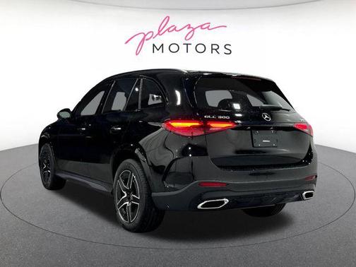 Black 2026 Mercedes-Benz GLC 300 4MATIC