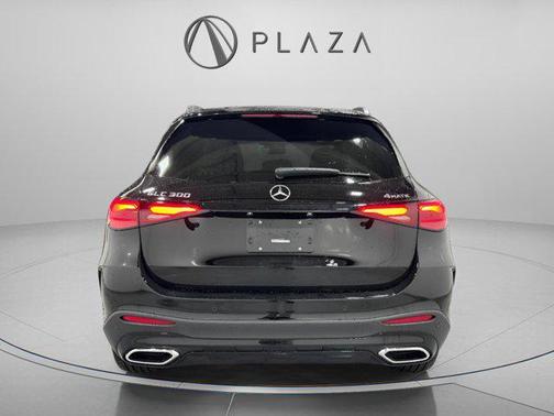2026 Mercedes-Benz GLC 300 4MATIC