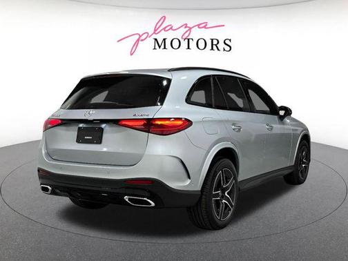 Cirrus Silver Metallic 2026 Mercedes-Benz GLC 300 4MATIC