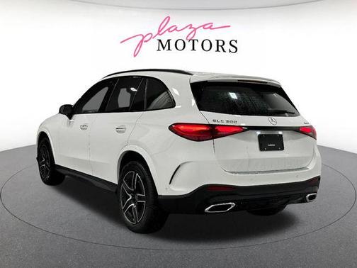Polar White 2026 Mercedes-Benz GLC 300 4MATIC