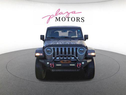 Granite Crystal Metallic Clearcoat 2018 Jeep Wrangler Unlimited Sahara