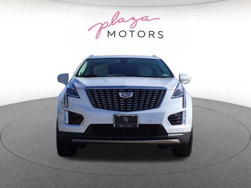 Crystal White Tricoat 2023 Cadillac XT5 Premium Luxury
