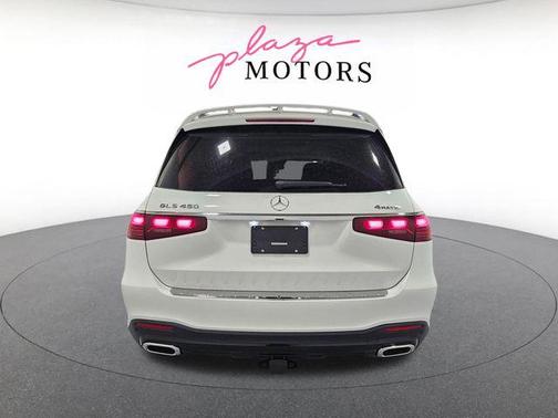Polar White 2026 Mercedes-Benz GLS 450 4MATIC