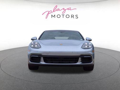 Dolomite Silver Metallic 2020 Porsche Panamera 4
