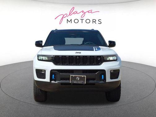 Bright White Clearcoat 2022 Jeep Grand Cherokee 4xe Trailhawk