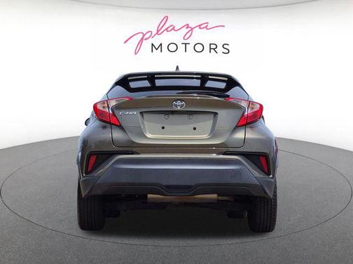 Bronze 2021 Toyota C-HR LE