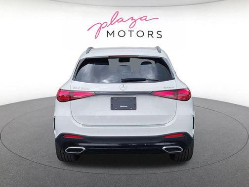 Polar White 2026 Mercedes-Benz GLC 300 4MATIC