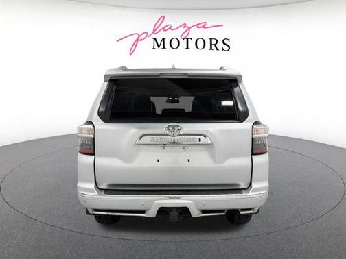 Classic Silver Metallic 2014 Toyota 4Runner Limited