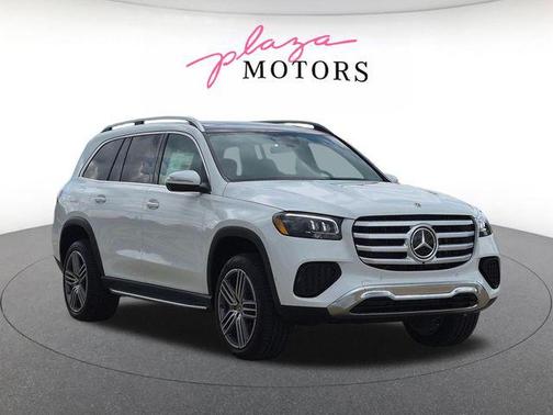Moonlight White 2026 Mercedes-Benz GLS 450 4MATIC