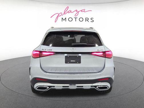 Cirrus Silver 2026 Mercedes-Benz GLC 300 4MATIC