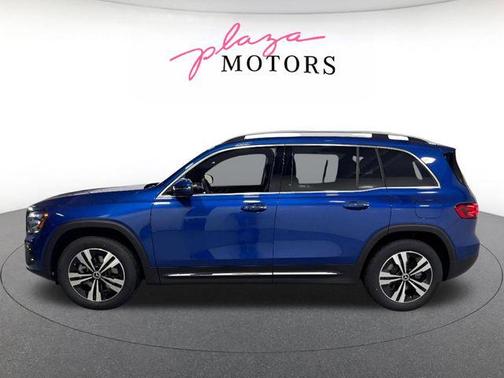 Starling Blue 2026 Mercedes-Benz GLB 250 4MATIC